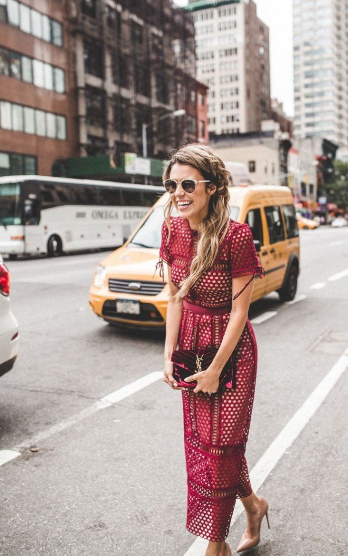 Peekaboo-Lace-Street-Style-24-700x1117
