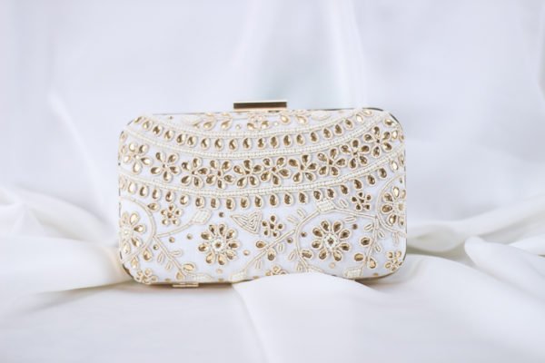 The Amika Clutch